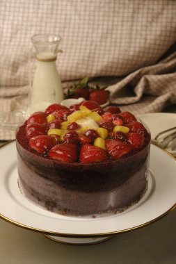 Mumlu Kutlama Pastası