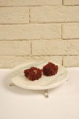 Gül aromalı Türk Lokumu Pistachio Dolgulu