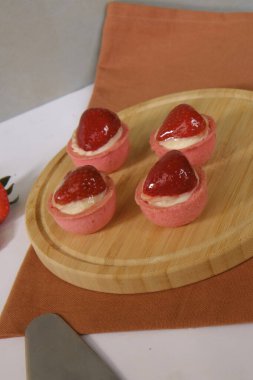 Krem Doldurmalı Fransız Eklemeleri