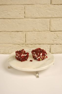 Geleneksel Pazar Ayarlarında Otantik El Yapımı Lokum