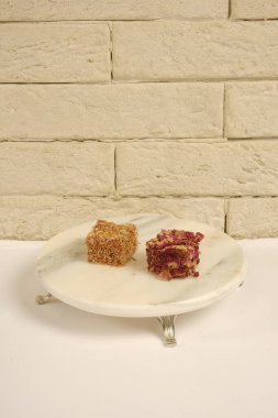 Geleneksel Pazar Ayarlarında Otantik El Yapımı Lokum