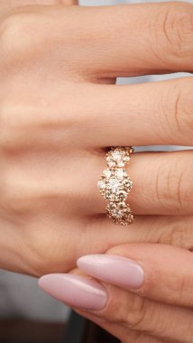 Lüks Elmas ve Altın Mücevher