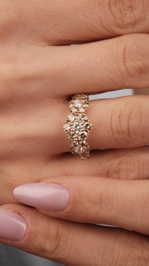 Lüks Elmas ve Altın Mücevher