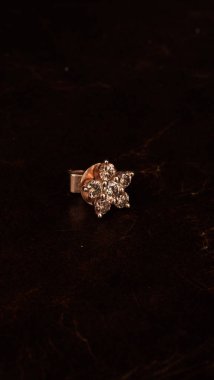 Lüks Elmas ve Altın Mücevher