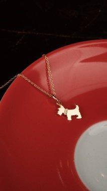 Altından ve elmaslardan oluşan Ebedi Mücevher Tasarımı