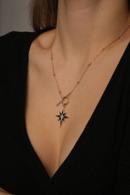 Altından ve elmaslardan oluşan Ebedi Mücevher Tasarımı