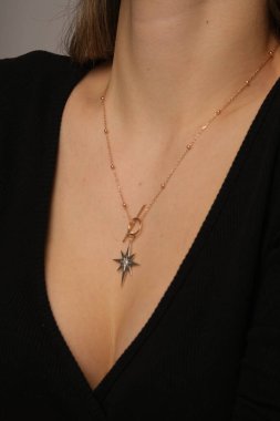 Altından ve elmaslardan oluşan Ebedi Mücevher Tasarımı