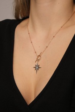 Altından ve elmaslardan oluşan Ebedi Mücevher Tasarımı