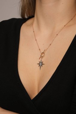 Altından ve elmaslardan oluşan Ebedi Mücevher Tasarımı