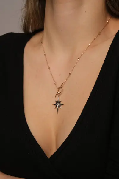 Altından ve elmaslardan oluşan Ebedi Mücevher Tasarımı