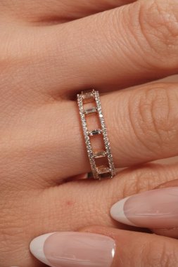 Klasik Altın ve Elmas Düğün Mücevherleri