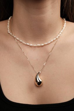 Klasik Altın ve Elmas Düğün Mücevherleri