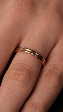 Parlak Mücevher Setleri: Altın, Elmas ve Gemstone