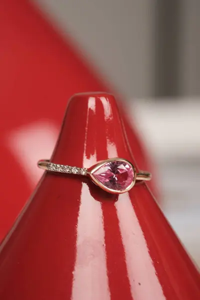 Klasik Altın ve Elmas Düğün Mücevherleri