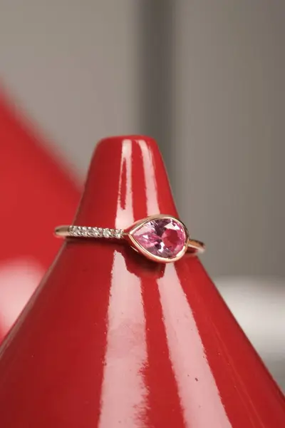 Klasik Altın ve Elmas Düğün Mücevherleri