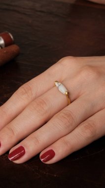 Zamansız Lüks Mücevherler: Elmaslar ve Altın Tasarımlar