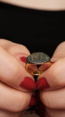 Zamansız Lüks Mücevherler: Elmaslar ve Altın Tasarımlar