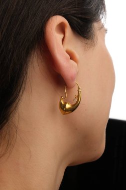 Altın Aksanlı Zarif Elmas Mücevherler