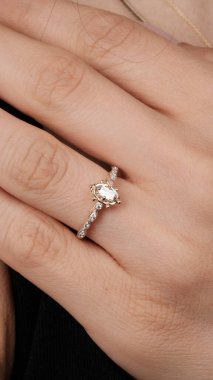 Her Olay İçin El Yapımı Altın ve Elmas Mücevherler