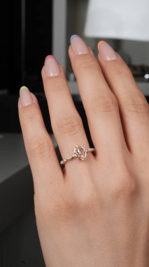 Her Olay İçin El Yapımı Altın ve Elmas Mücevherler