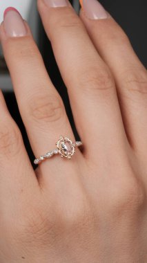 Her Olay İçin El Yapımı Altın ve Elmas Mücevherler