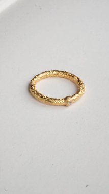 Lüks Mücevher Parçaları: Altın ve Elmaslar Bir arada