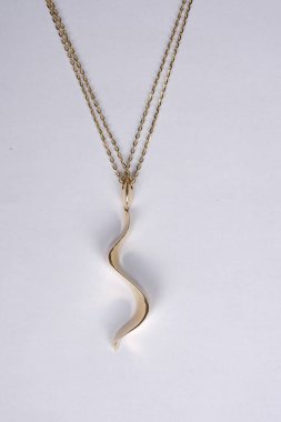 Lüks Mücevher Parçaları: Altın ve Elmaslar Bir arada