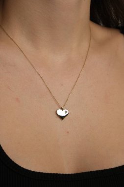 Parlak Elmaslı Klasik Altın Mücevherler