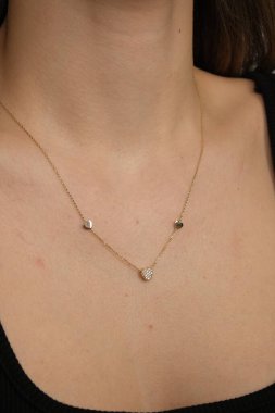 Parlak Elmaslı Klasik Altın Mücevherler