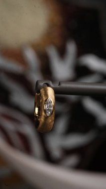 Kadınlar İçin En İyi Elmas ve Altın Mücevherler