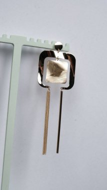 Tasarımcı Mücevherleri: Altın, Elmas ve Gemstone