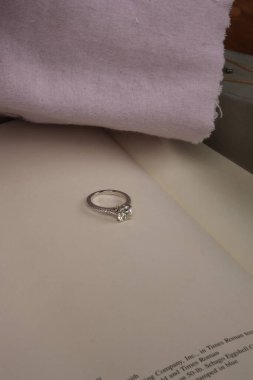 Büyüleyici Altın ve Elmas Alyansları