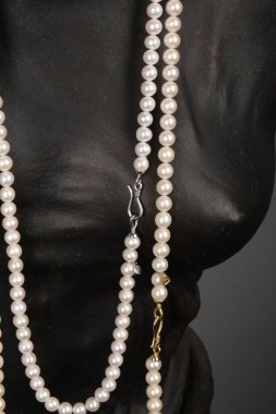 Değerli Altın ve Elmas Mücevherler