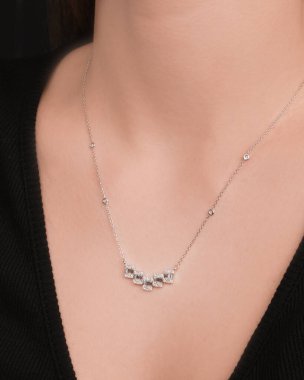 Zarif Altın ve Elmas Kolyeler