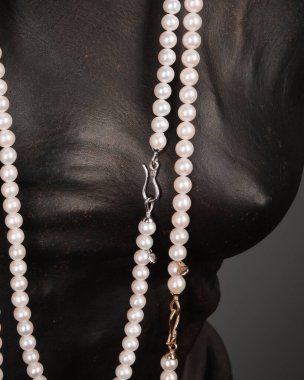 Zarif Altın ve Elmas Kolyeler