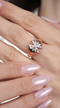 Lüks Altın ve Elmas Mücevher