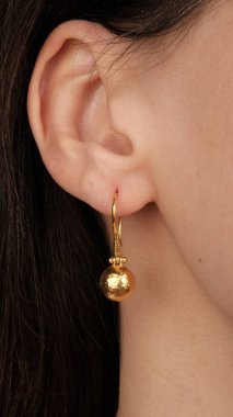 Gemstone 'lu zarif Altın ve Elmas Yüzükler