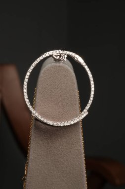 Özel Anlar İçin Özel Yapım Altın ve Elmas Mücevherler