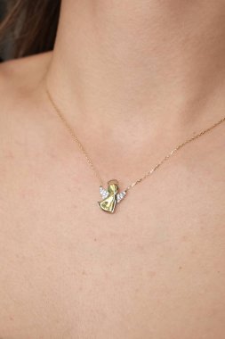 Parlak Elmaslı Görkemli Altın Mücevherler