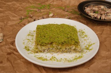 Gurme Sunumu için Zarif Baklava Kaplaması