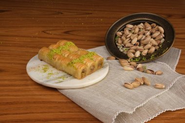 Gurme Sunumu için Zarif Baklava Kaplaması