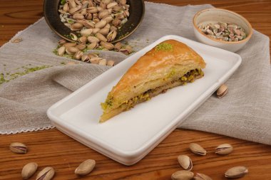 Gurme Sunumu için Zarif Baklava Kaplaması