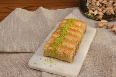 Gurme Sunumu için Zarif Baklava Kaplaması