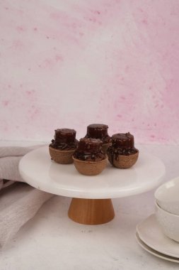 Kremalı Light ve Yumuşak Fransız Eklemeleri