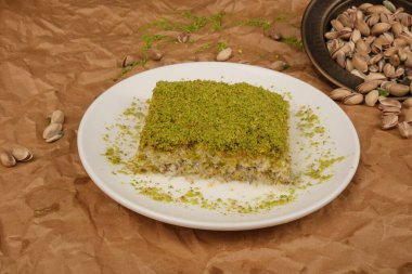 Zengin Şuruplu Otantik Türk Tatlısı