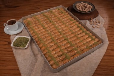 Ev yapımı Baklava 'nın Altın Çıtır Tabakları