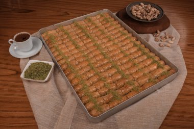 Ev yapımı Baklava 'nın Altın Çıtır Tabakları