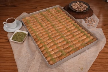 Ev yapımı Baklava 'nın Altın Çıtır Tabakları