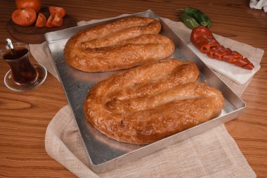 Türk Borek Kıymık ve Soğanla Dolu