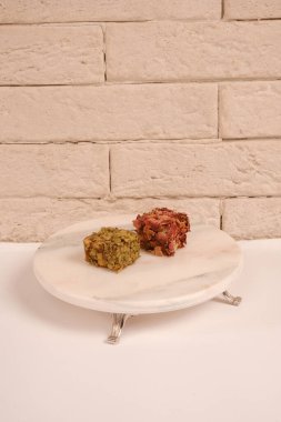 Geleneksel Pazar Ayarlarında Otantik El Yapımı Lokum